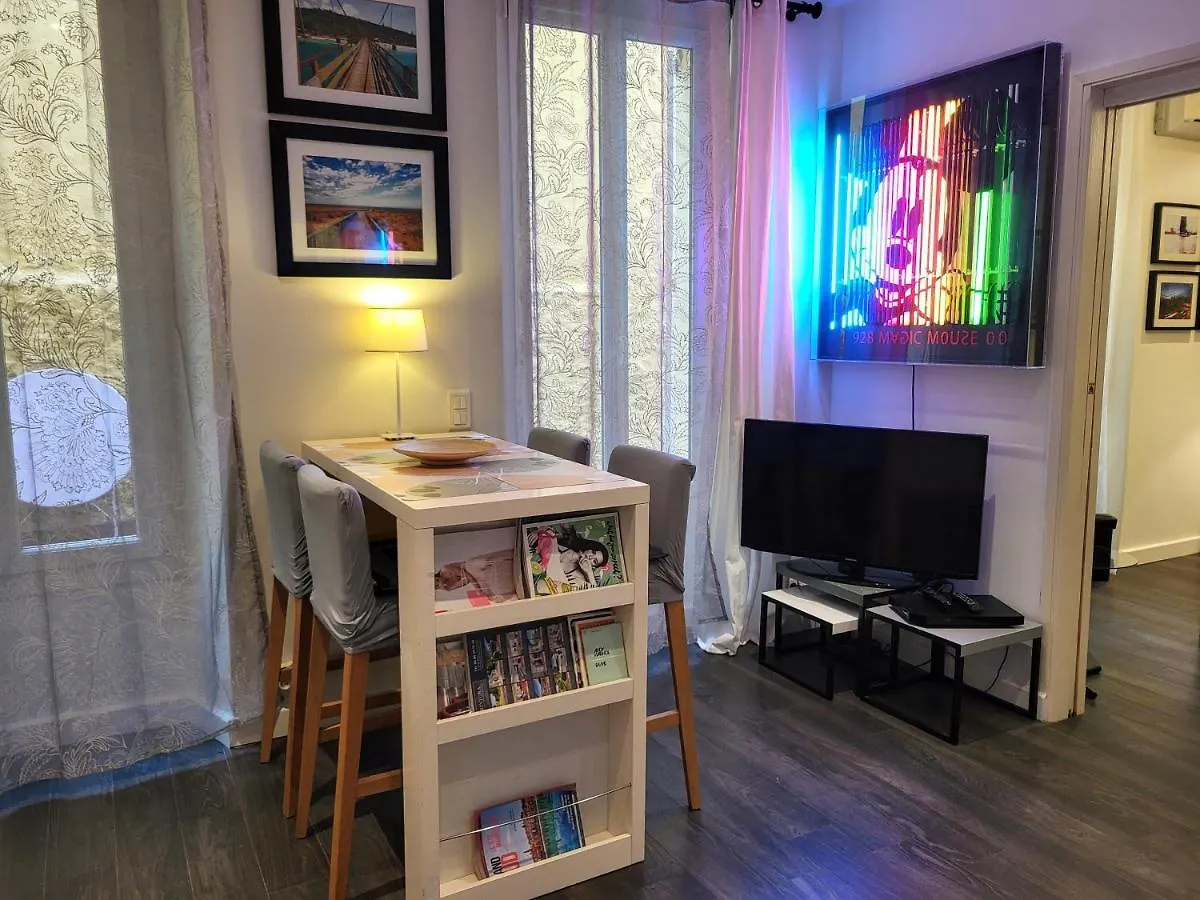 Cannes Apartment - City Center, Ac / Wifi 0*,  France